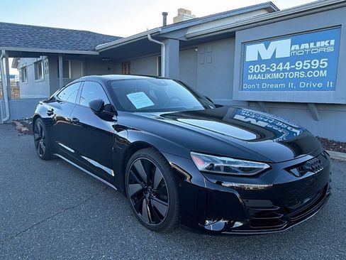 Used 2024 Audi e-tron GT Prestige w/ Prestige Package image 1