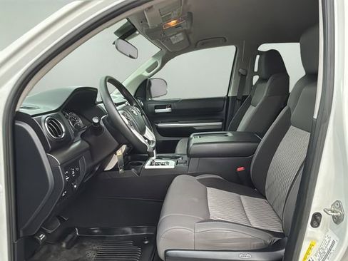 Used 2017 Toyota Tundra SR5 AWD/4WD image 17