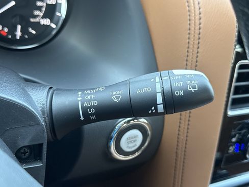 Used 2024 INFINITI QX80 Sensory w/ Cargo Package AWD/4WD image 28