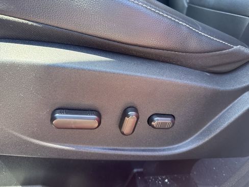 Used 2018 Ford Escape SEL AWD/4WD image 17