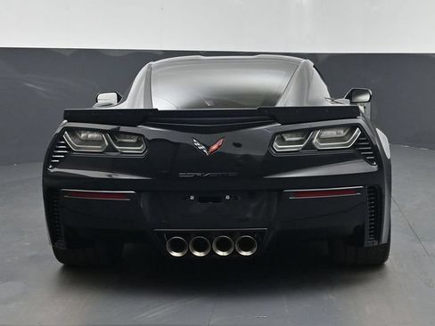 Used 2015 Chevrolet Corvette Z06 w/ 3LZ Preferred Equipment Group RWD image 27