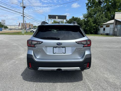 Used 2022 Subaru Outback Limited XT AWD/4WD image 7