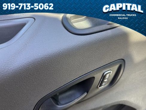 Used 2025 Ford Transit 250 Low Roof w/ Exterior Upgrade Package RWD image 21