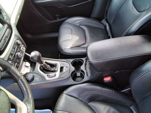 Used 2016 Jeep Cherokee Limited w/ Trailer Tow Group image 24