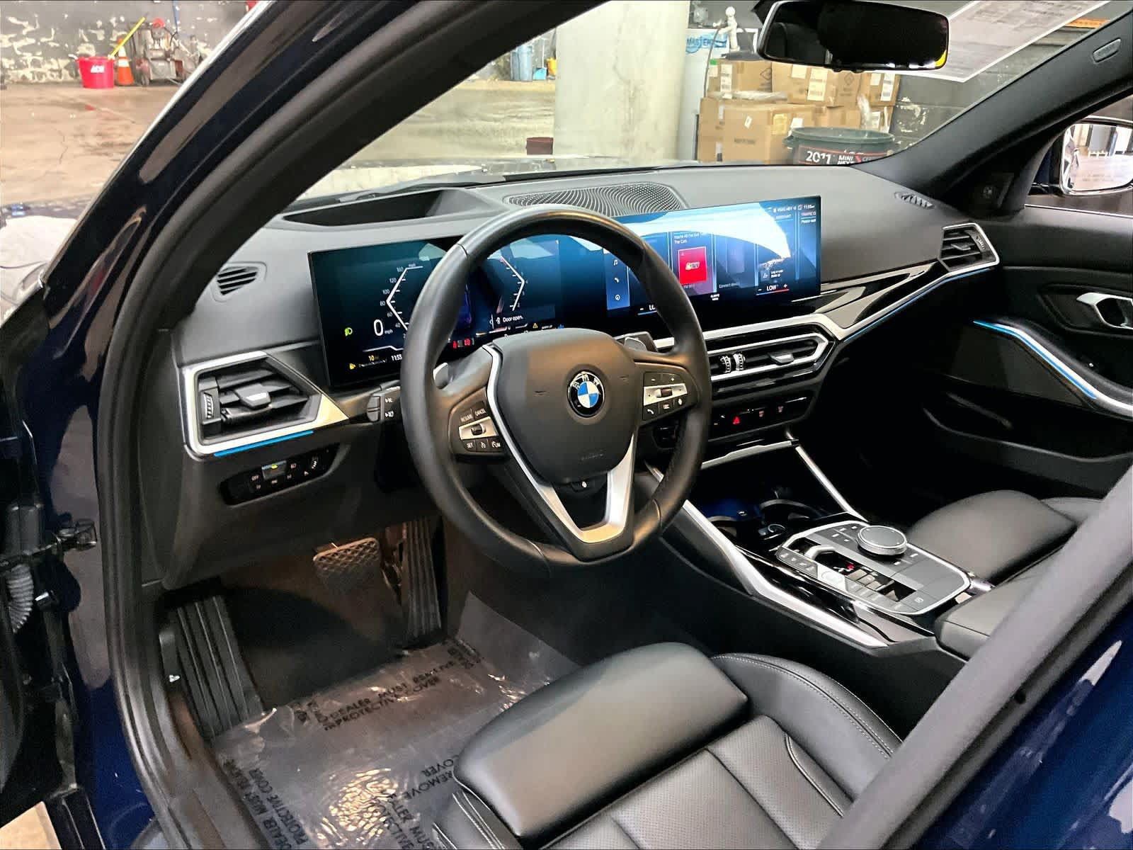 Used 2024 BMW 330i xDrive Sedan w/ Premium Package AWD/4WD image 17