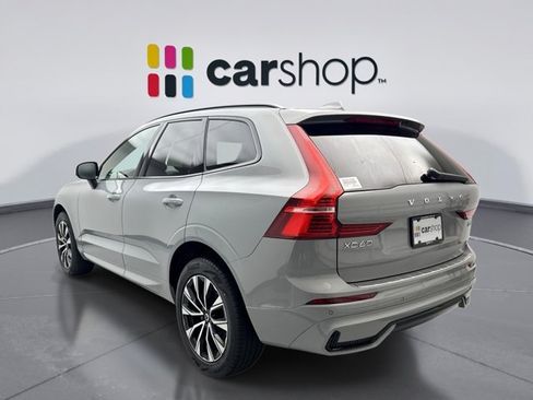 Used 2024 Volvo XC60 B5 Core w/ Climate Package AWD/4WD image 3
