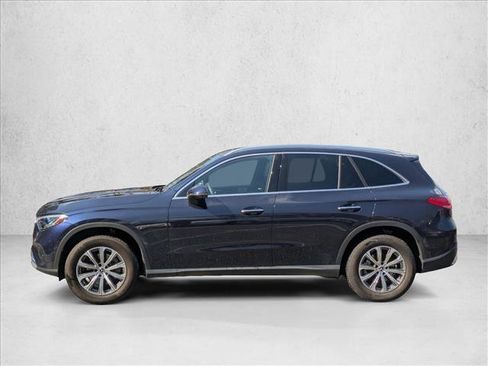 Used 2024 Mercedes-Benz GLC 300 4MATIC image 8