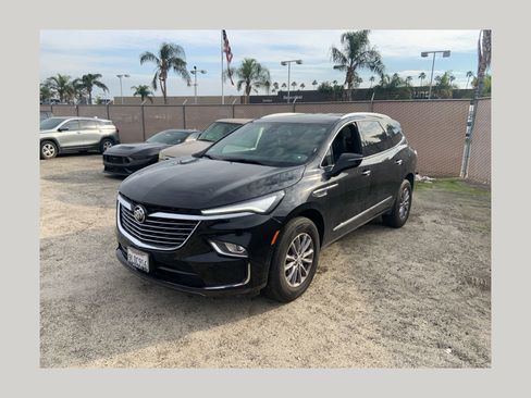 Used 2023 Buick Enclave Premium image 1