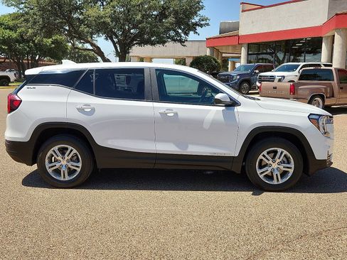 Used 2023 GMC Terrain SLE AWD/4WD image 5