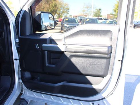 Used 2016 Ford F150 XLT w/ Equipment Group 302A Luxury image 22