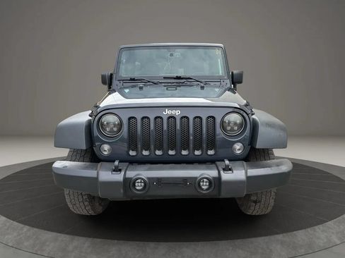 Used 2017 Jeep Wrangler Unlimited Sport w/ Quick Order Package 23S AWD/4WD image 2