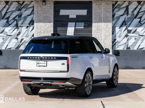 Used 2023 Land Rover Range Rover SE image 16