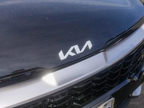 Certified 2023 Kia Sportage EX AWD/4WD image 4