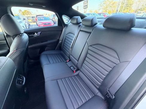 Used 2023 Kia Forte GT w/ GT2 Package image 17