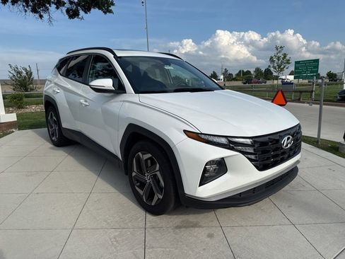 Used 2023 Hyundai Tucson SEL w/ Convenience Package FWD image 2