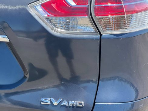 Used 2015 Nissan Rogue SV AWD/4WD image 25