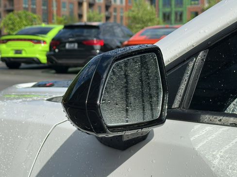 Used 2019 Chevrolet Camaro ZL1 image 12