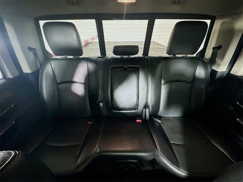 Used 2017 RAM 1500 Laramie w/ Convenience Group image 13