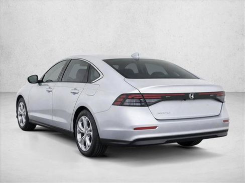 Used 2025 Honda Accord LX image 5
