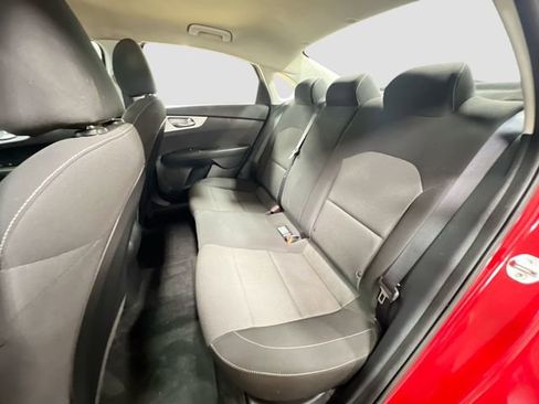 Certified 2023 Kia Forte LXS w/ LXS Technology Package image 22