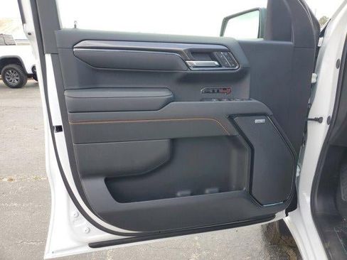 New 2026 GMC Sierra 1500 AT4 w/ Technology Package AWD/4WD image 18