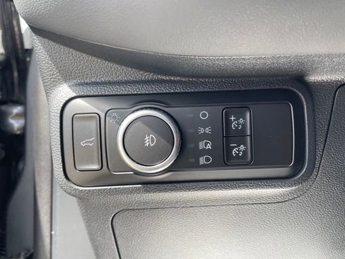 New 2026 Ford Explorer Active RWD image 17