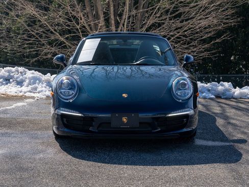 Certified 2015 Porsche 911 Targa 4S image 10
