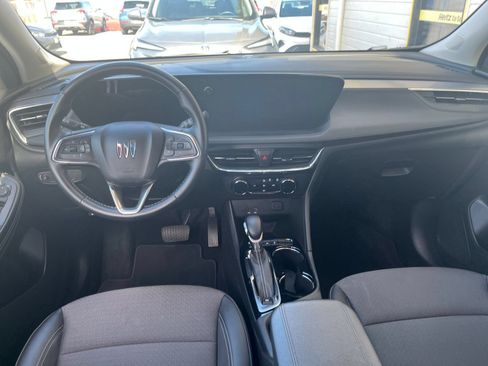 Used 2025 Buick Encore GX Preferred FWD image 31