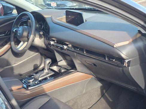 Certified 2025 MAZDA CX-30 AWD 2.5 S w/ Premium Package image 21