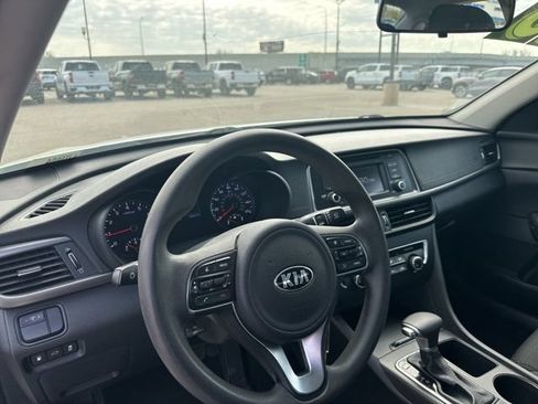 Used 2016 Kia Optima LX FWD image 11