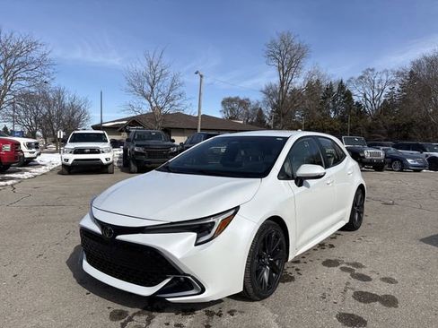 Used 2024 Toyota Corolla XSE image 10