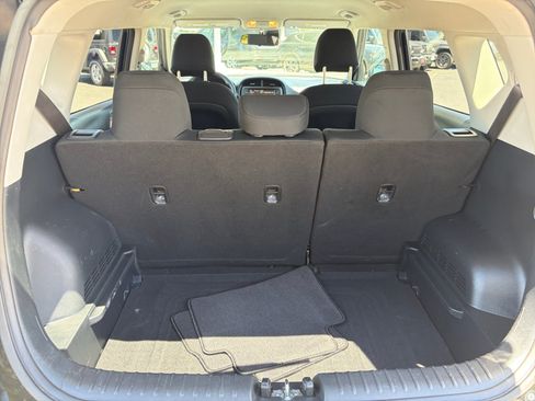 Used 2024 Kia Soul LX FWD image 24