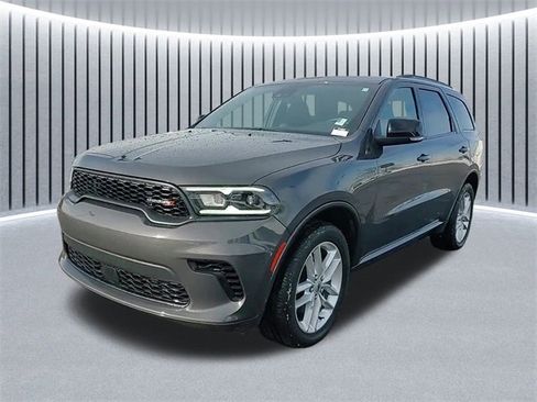 Used 2024 Dodge Durango GT image 9