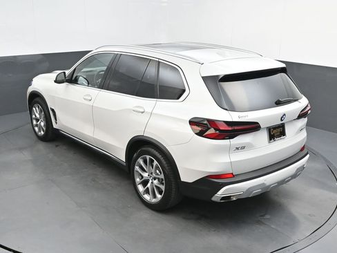 Certified 2024 BMW X5 xDrive40i w/ Premium Package AWD/4WD image 36