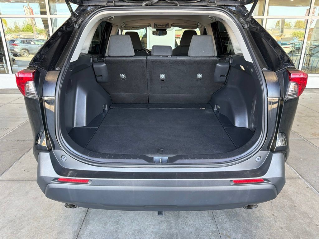 Certified 2024 Toyota RAV4 AWD Hybrid image 16