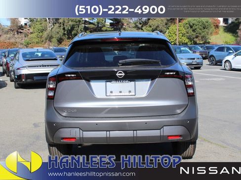 New 2026 Nissan Kicks SV image 8