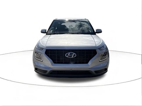 New 2026 Hyundai Venue SE image 8