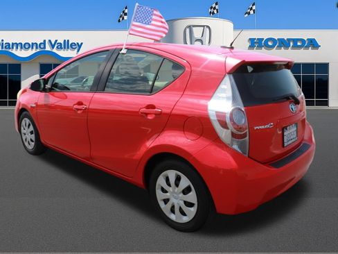 Used 2012 Toyota Prius C Three FWD image 4