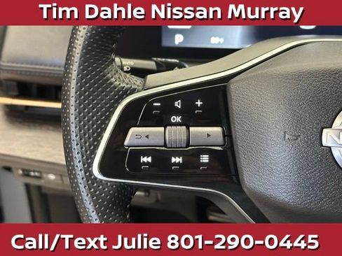 Used 2025 Nissan Ariya AWD image 23