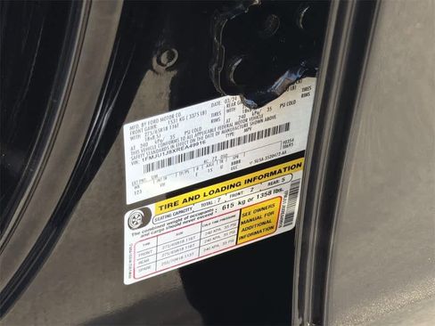 Used 2024 Ford Expedition XLT image 10