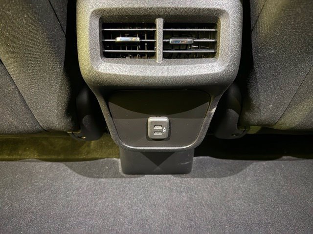 Used 2019 Chevrolet Equinox LT FWD image 24