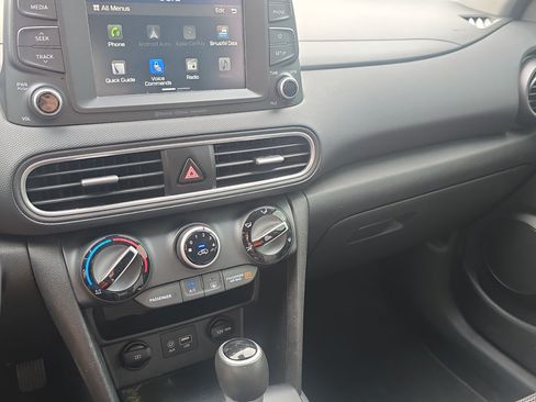 Used 2021 Hyundai Kona SEL FWD image 21
