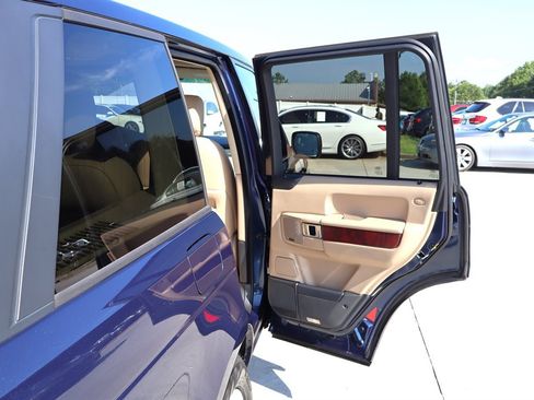 Used 2012 Land Rover Range Rover HSE AWD/4WD image 40