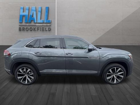 Certified 2025 Volkswagen Atlas Cross Sport SEL Premium R-Line AWD/4WD image 7