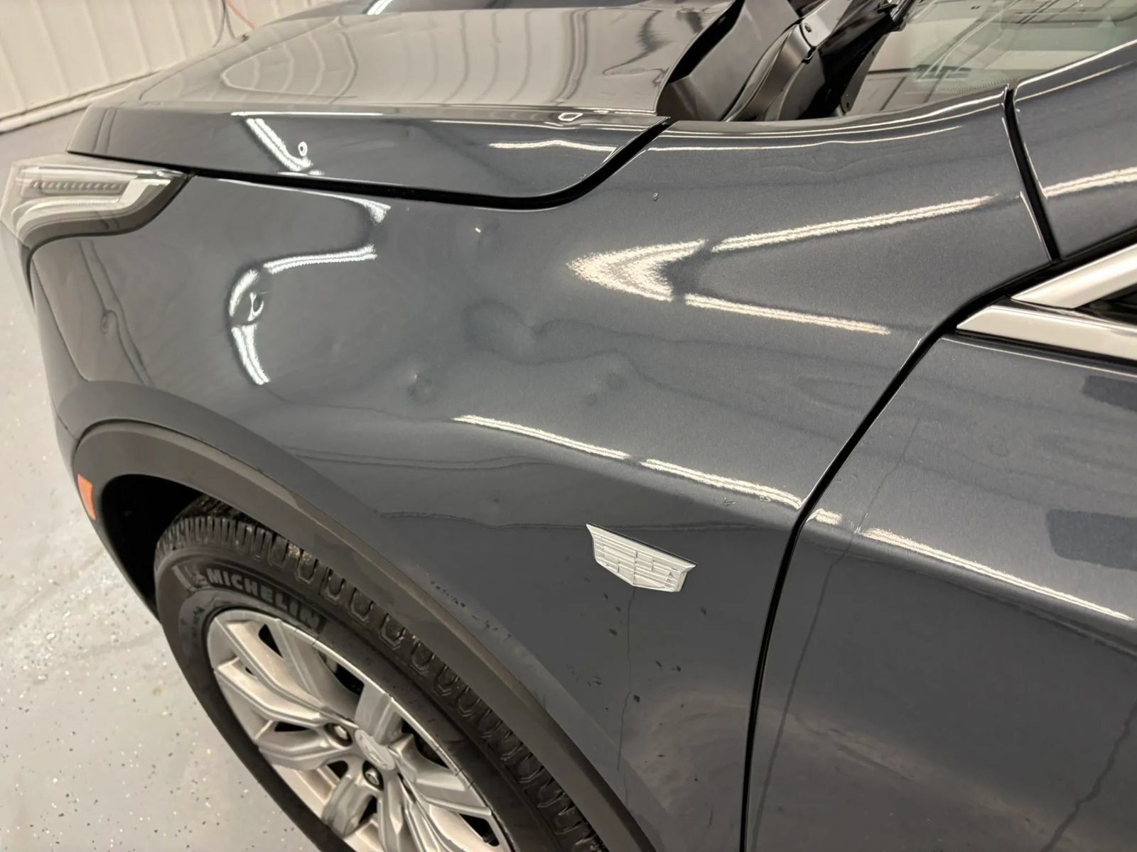 Used 2020 Cadillac XT4 Premium Luxury w/ Technology Package FWD image 19