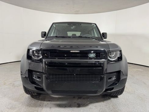 Used 2024 Land Rover Defender 110 X image 2