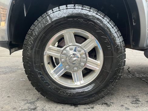 Used 2011 RAM 2500 Laramie image 10