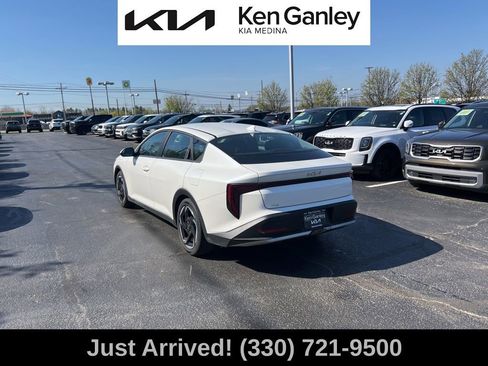 Certified 2025 Kia K4 EX FWD image 7