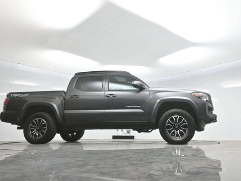 Used 2023 Toyota Tacoma TRD Sport w/ TRD Premium Sport Package AWD/4WD image 59