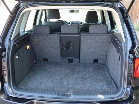Used 2011 Volkswagen Tiguan S AWD/4WD image 14